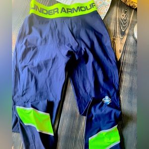 Under Armour heatgear youth Small Boys